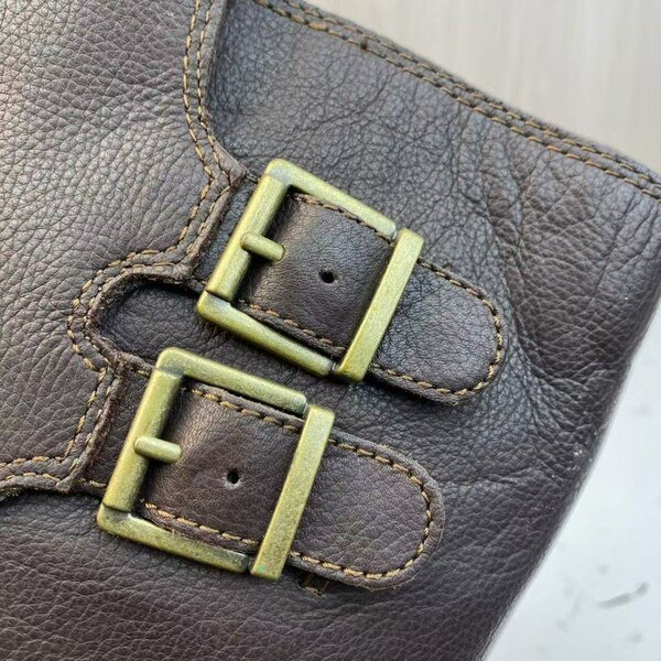 Кожаные сапоги для милых дам