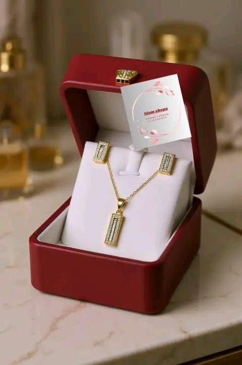 Ensemble Collier et Boucles d'Oreilles