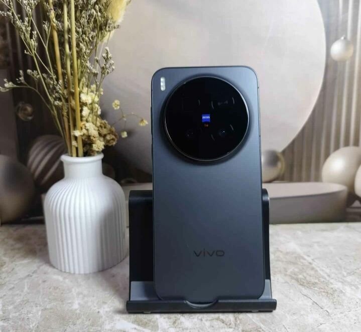 Vivo X300 Pro Smartphone