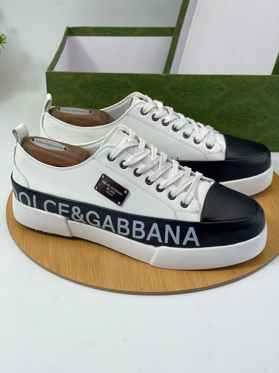 DOLCE AND GABBANA WHITE