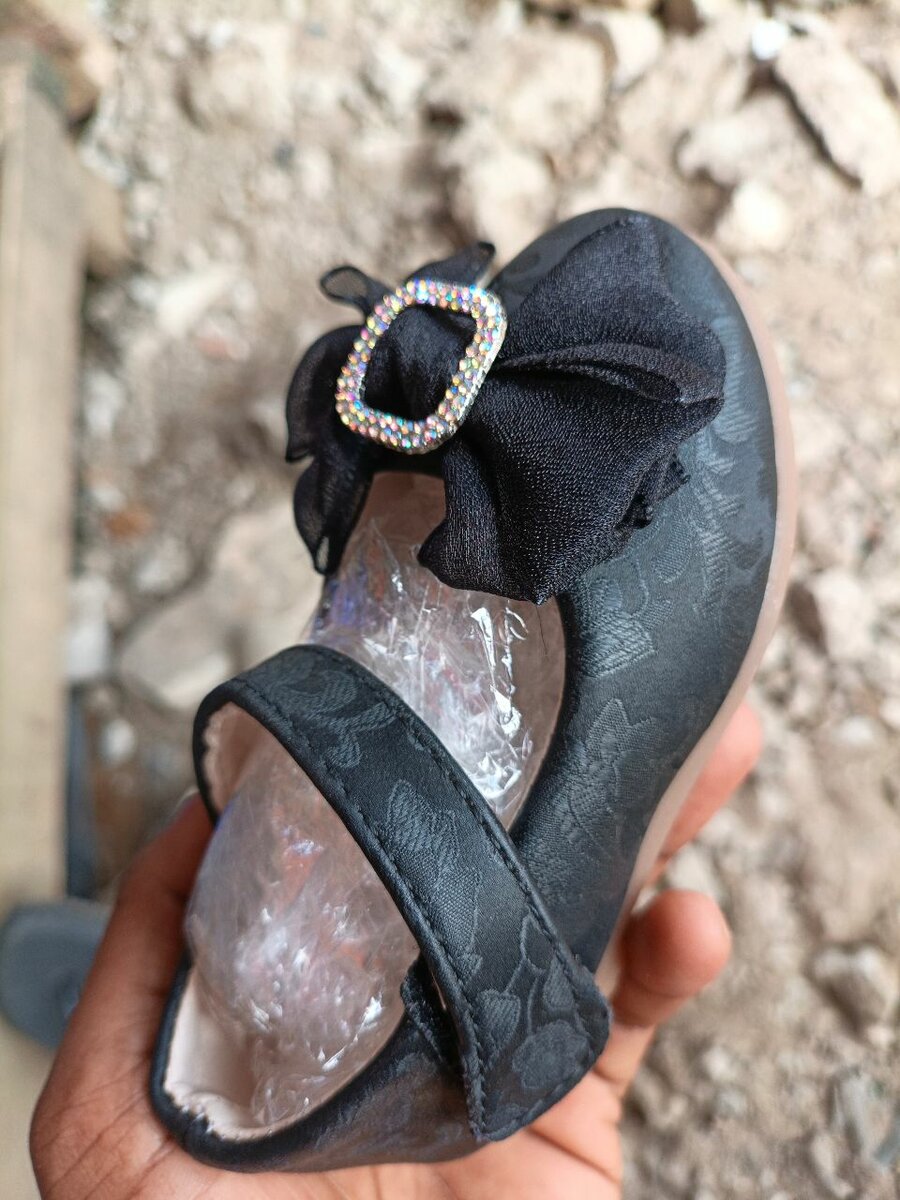 Ballerines noir bébé élégantes