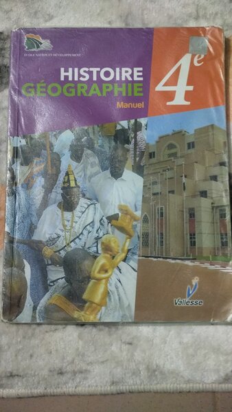 Manuel Histoire Géographie 4e