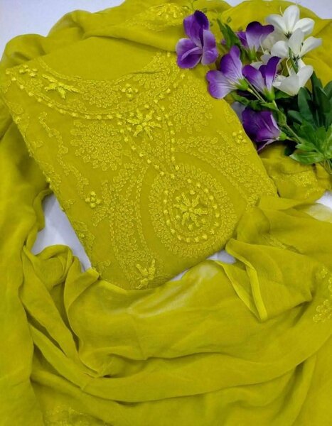 Ladies suit