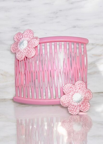 Hair pins for kids.