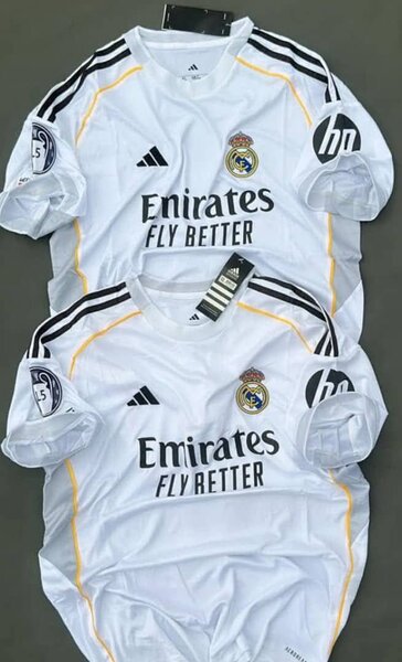 Maillots de foot clubs célèbres