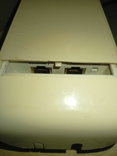 Adaptateur secteur pour modem