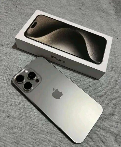 iPhone 14 Pro Argent 128Go