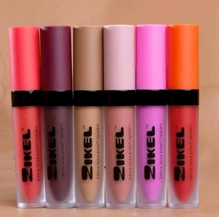 Gloss à lèvre matt et brillant