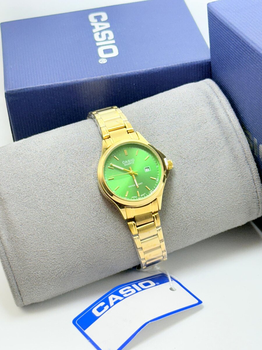 Montre Casio Classique Mixte