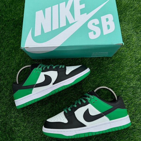 Nike SB Dunk Low Vert et Noir
