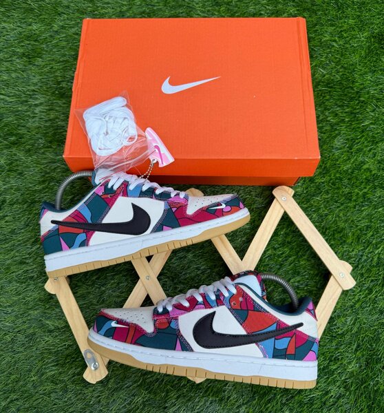 Nike