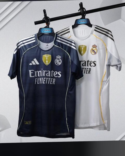 Maillots de football réalistes