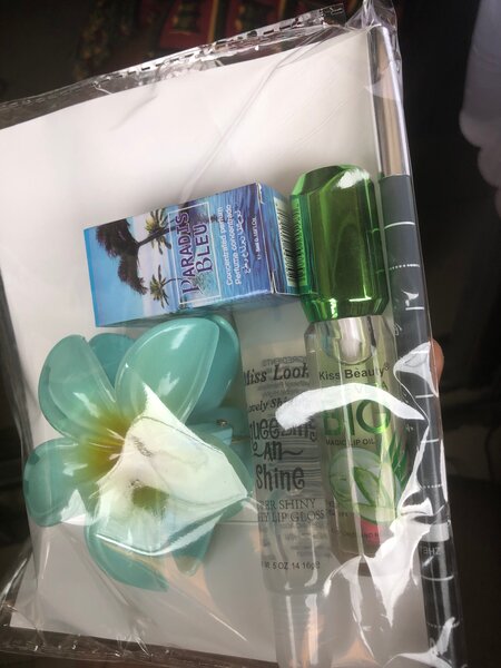 Ensemble Parfum et Gloss