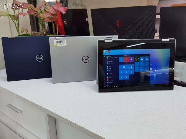 Ordinateur portable Dell 2-en-1