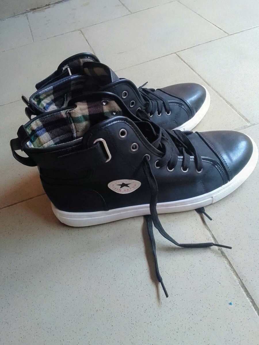 Baskets montantes noires tendance