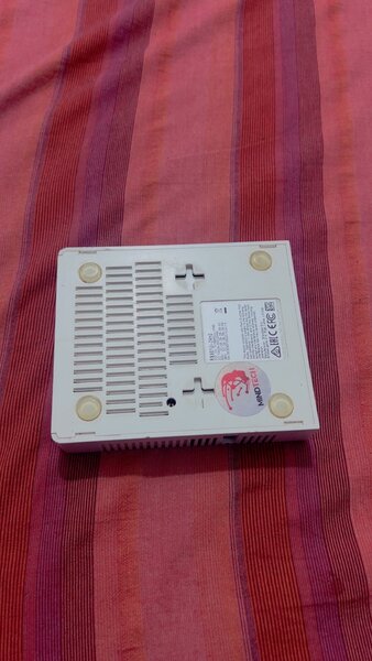 Routeur 5 ports compact