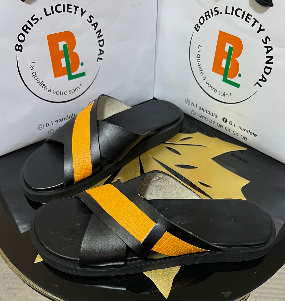 Sandales Noires et Orange