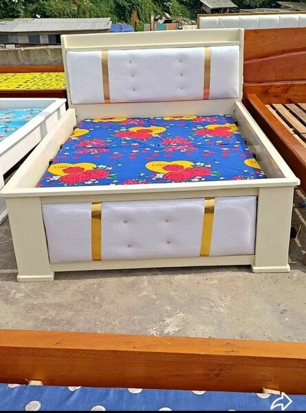 Lit double élégant moderne