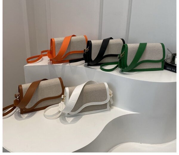 Ladies hand bag Ghc 130