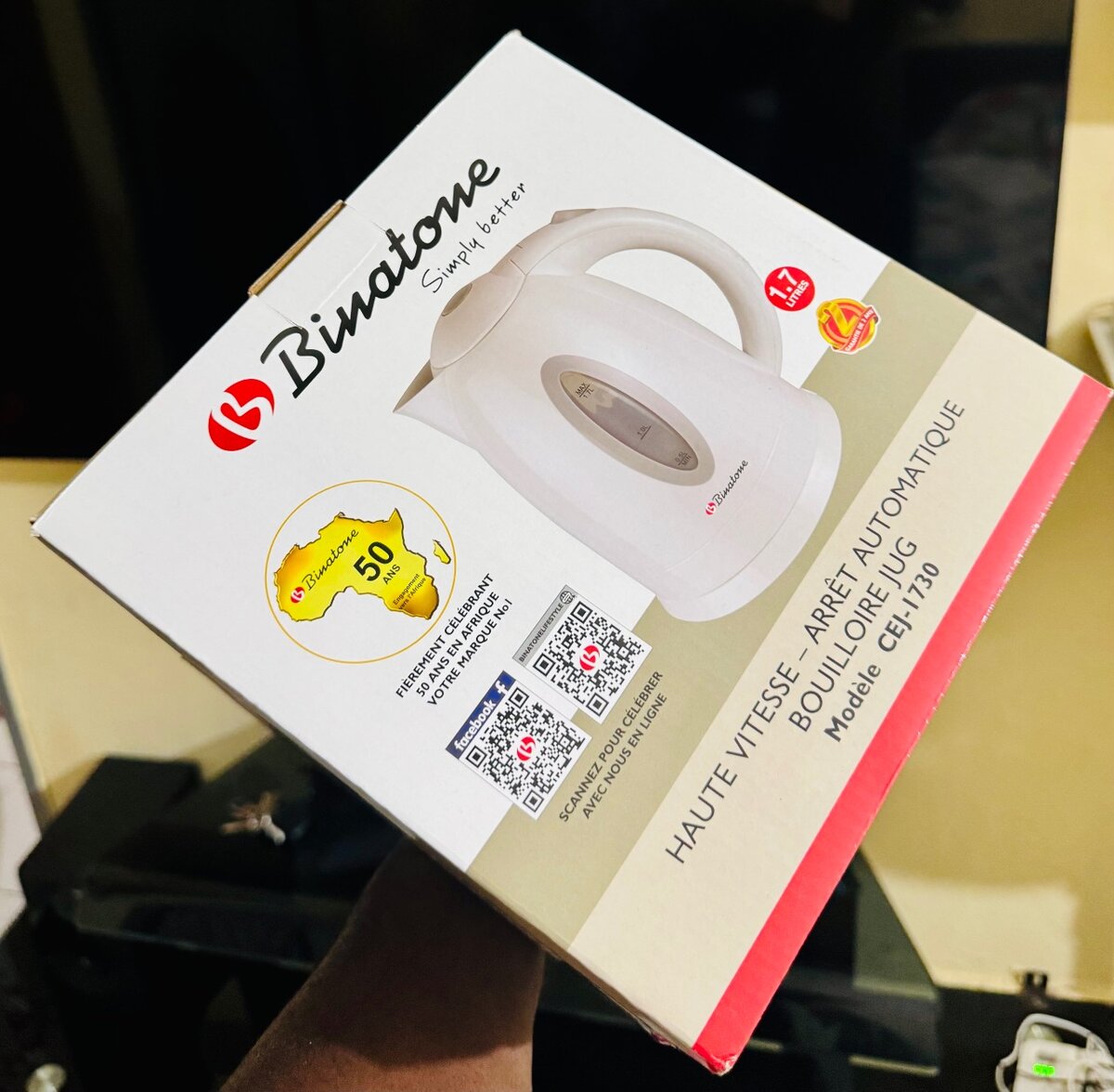 Bouilloire Binatone 1.7L