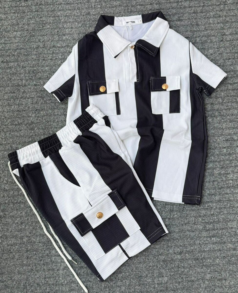 Ensemble enfant rayé élégant