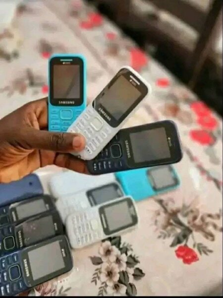 Téléphone Samsung clavier classique