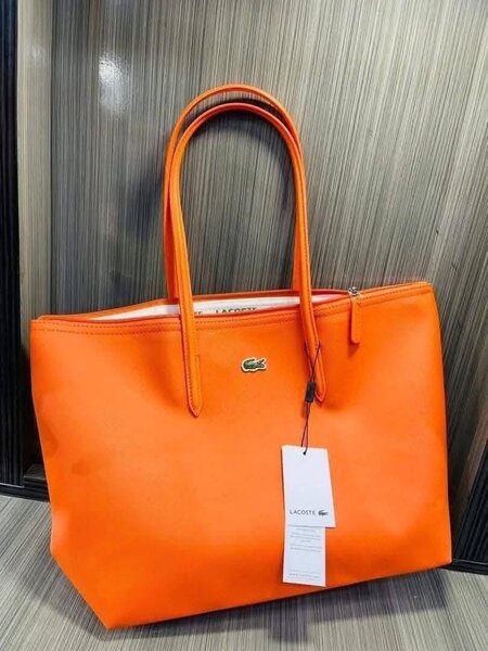 Cabas Lacoste élégant