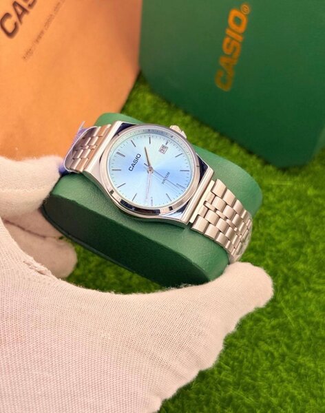 Montre Casio Classique Mixte