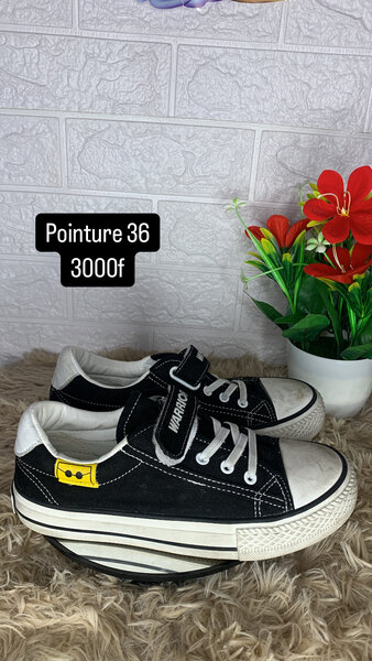 Baskets noires taille 36