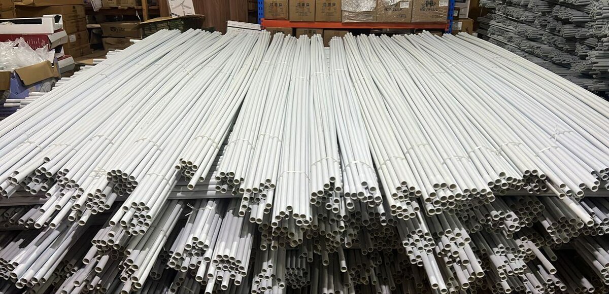 Electrical cables RR, Mainswitch and Pipes