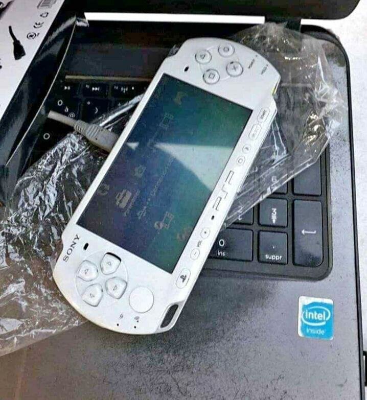 Sony PSP 3000 Blanche