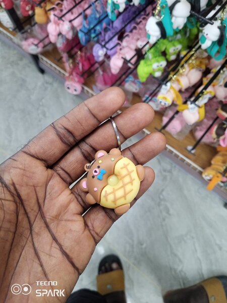 Porte clés disponible