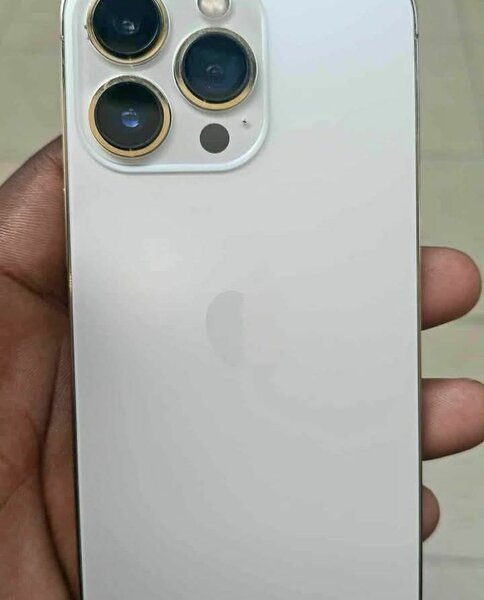 Smartphone 5G avec Triple Caméra