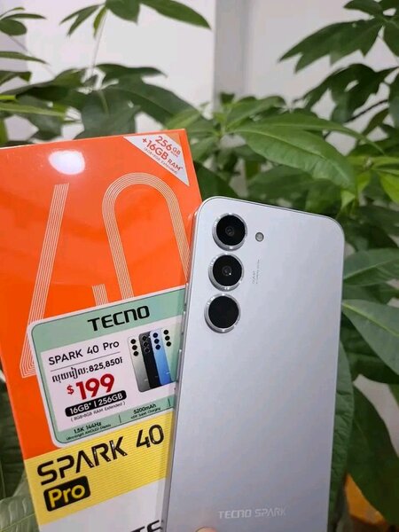 Tecno Spark 40 Pro 16GB
