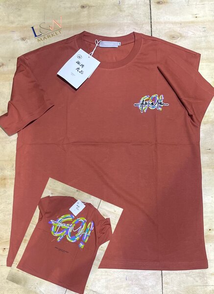 Tee-shirts