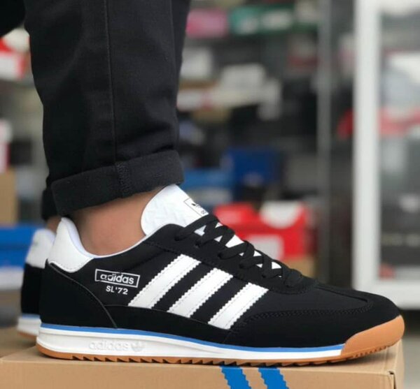 Chaussures de sport SL'72