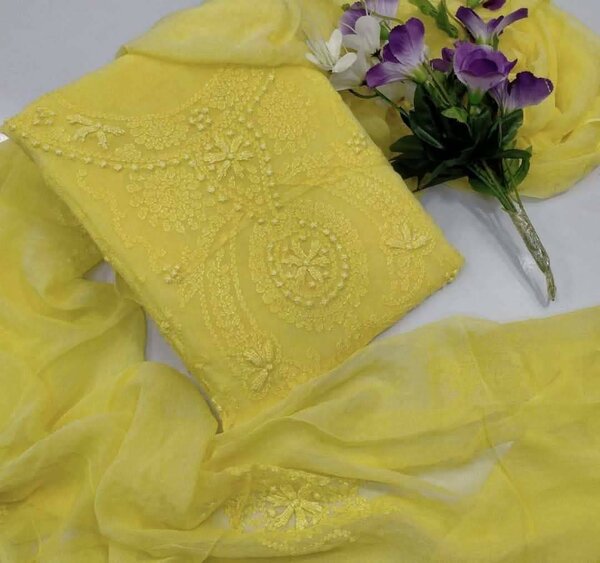 Ladies suit