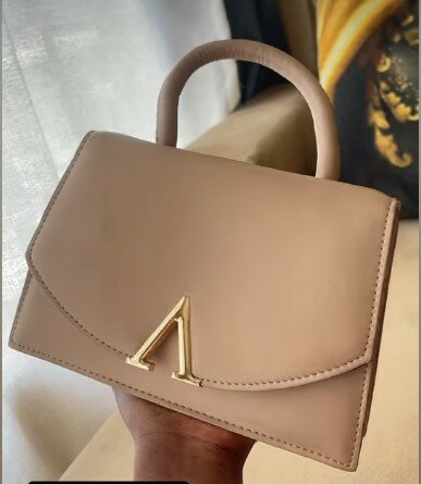 Stylish and fashionable women's bag beige