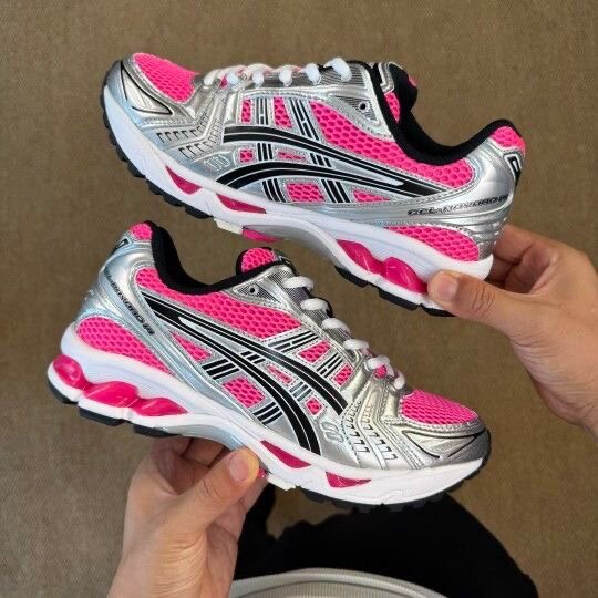 Chaussures de course Asics femme