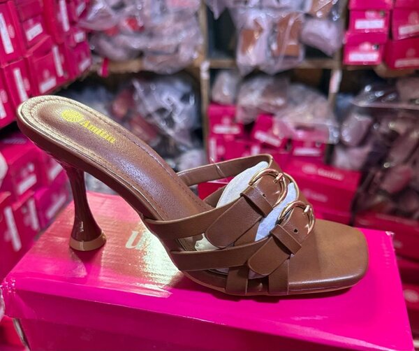 Sandales à Talons Élégantes