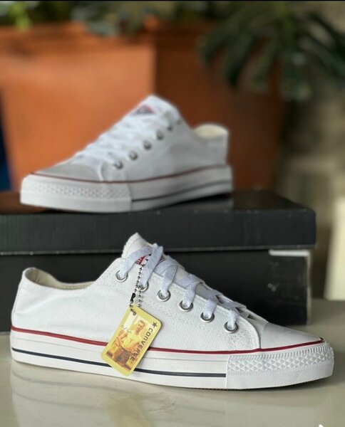 Baskets blanches classiques