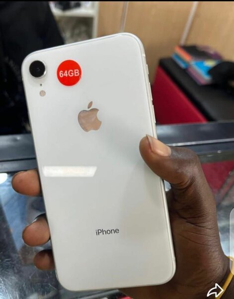 iPhone XR 64GB Blanc Débloqué