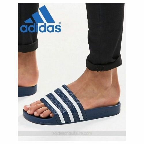 Tongs de bain bleus Adidas