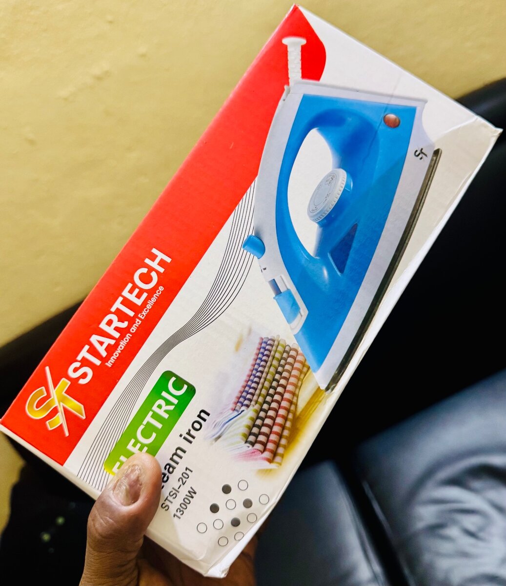 Fer à Vapeur Électrique 1300W