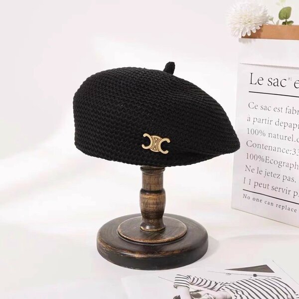 Béret en tricot élégant