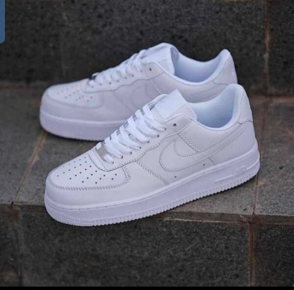 Baskets blanches classiques