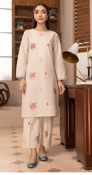 2 piece suit lawn