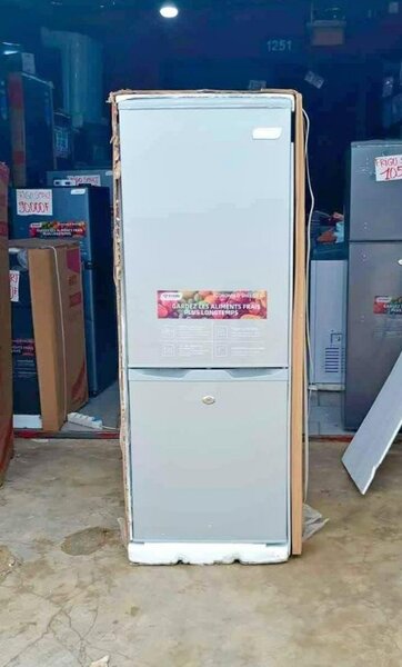 Réfrigérateur Combiné 136 L