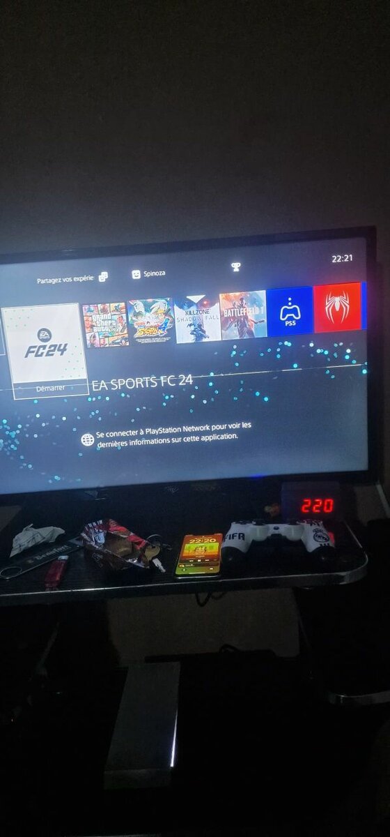 Console PS4 avec Manette