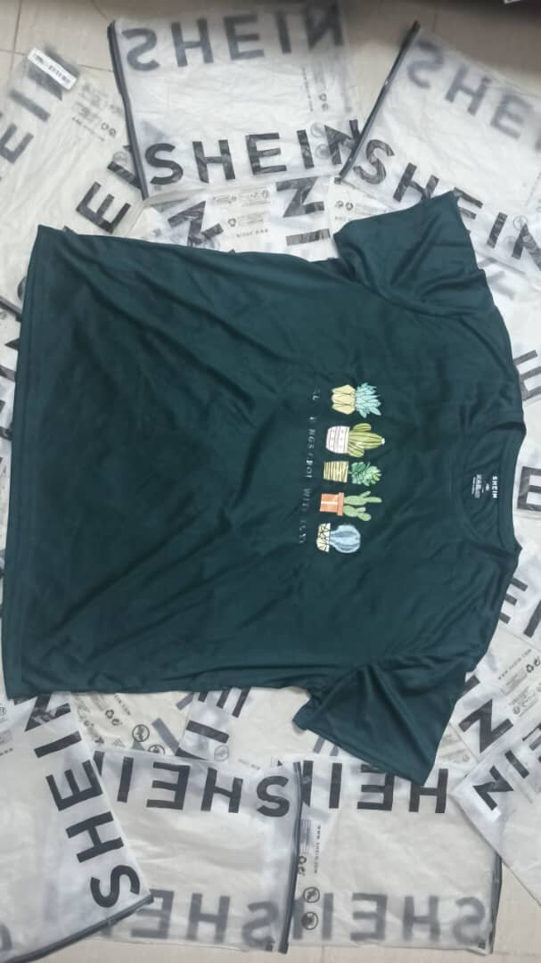 T-shirt cactus design